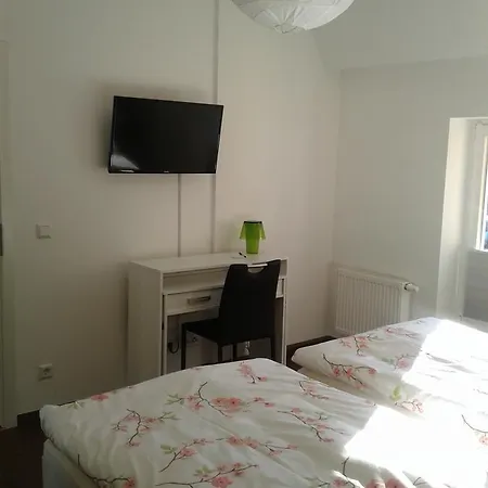 Aparthotel Living Apart 4*